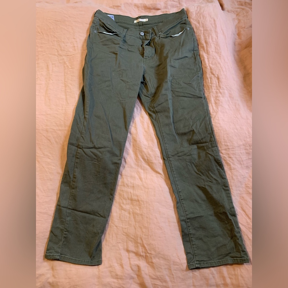 Levi’s Classic Straight Jean in Olive Green, 30/10